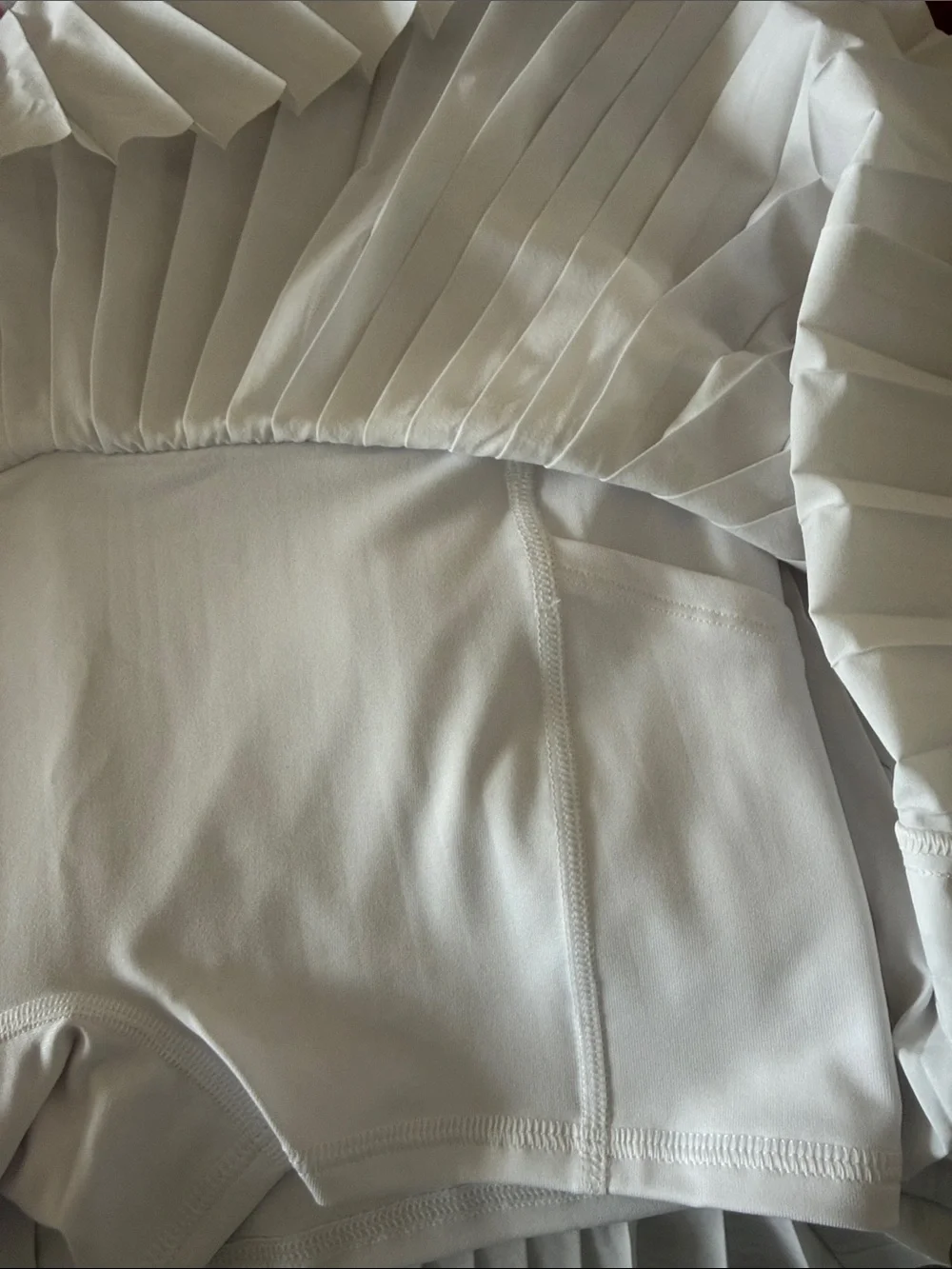 Alo Yoga Crisp White Varsity Pleated Skater Skirt S